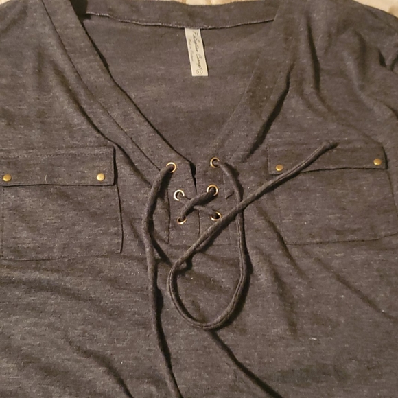 Shirt - Picture 3 of 5